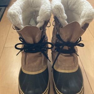 Sorel Caribou Winter Boots with Fur Lining- Made in Canada